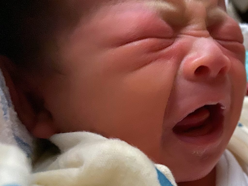 【0m】出産して退院直後！0ヶ月の赤ちゃんと過ごすハードなママの１日。